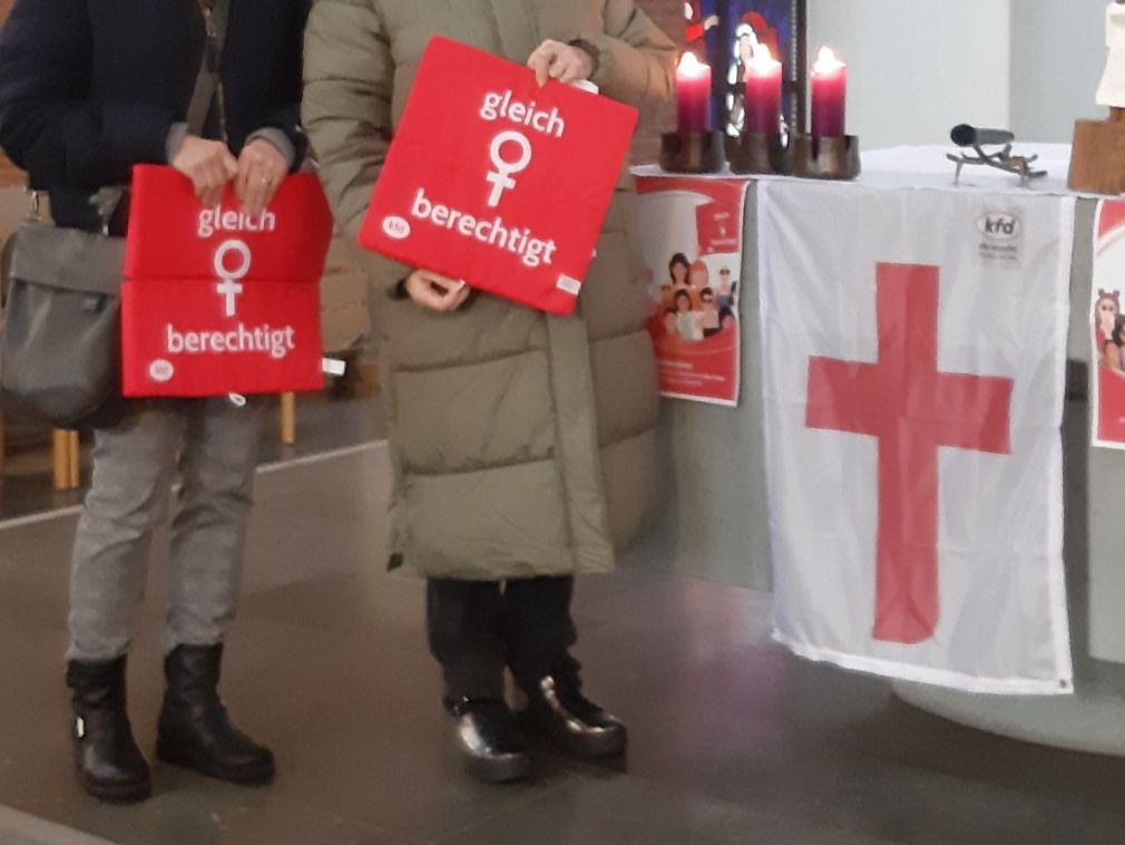 gleich und berechtigt