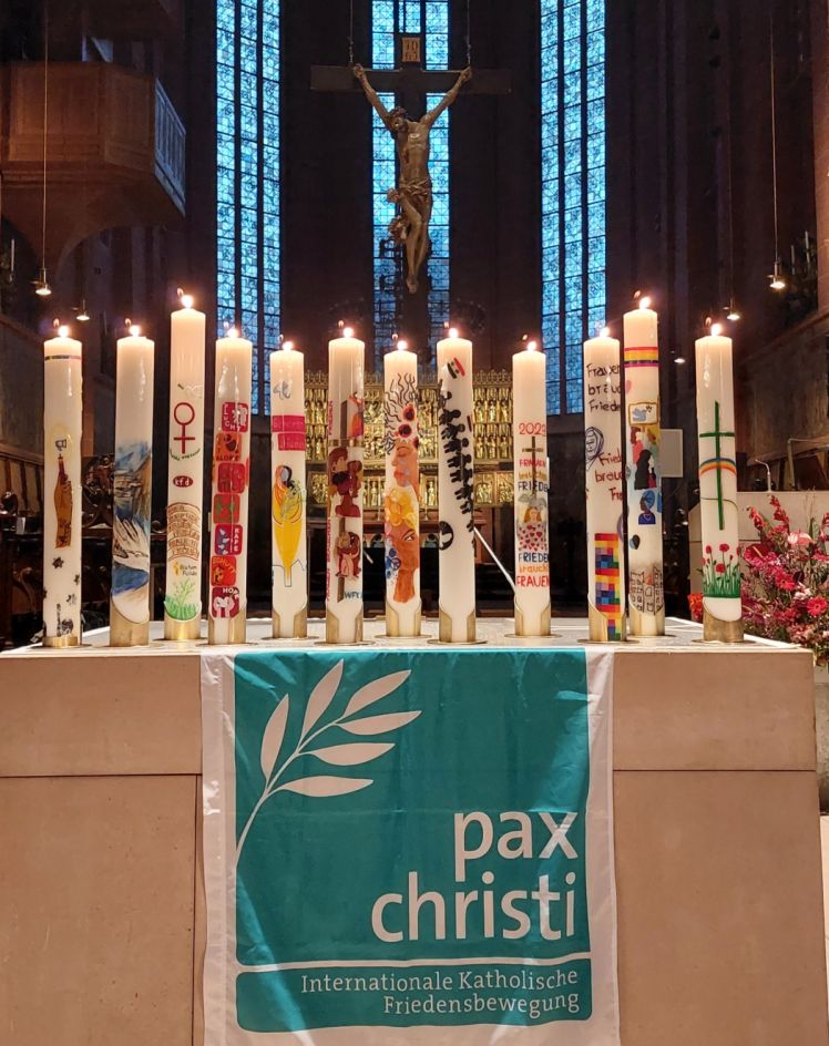 Wanderfriedenskerze, Eröffnungsgottesdienst 2023, Dom Frankfurt