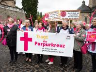 Demonstration zur Bischofskonferenz in Fulda
